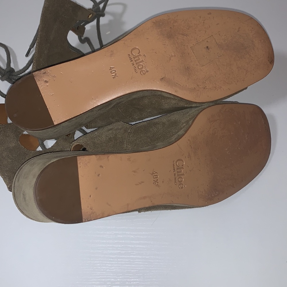CHLOÈ FOSTER Beige Suede Gladiator Wedge Sandal - Picture 12 of 12